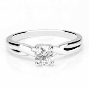 Gold diamond rings for women 0.470 carat