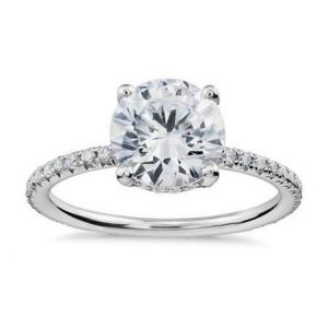 Ladies diamond ring 1 carat