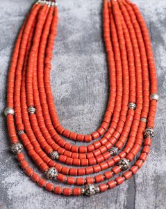 7 rows natural clay beaded necklace