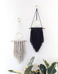 Yarn hanging