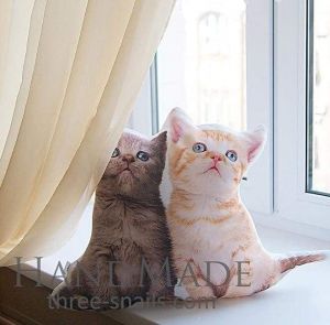 Animal print pillow "Cats"