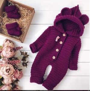 Baby knitted rompers