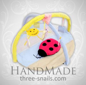Baby Play Mat Gym "Ladybird" with arc and six toys