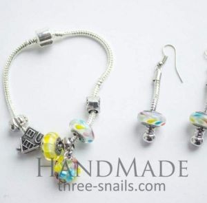 Bead bracelets and earrings set "Spring bunch of flowers"