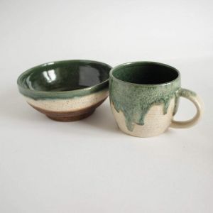 Ceramic cups and bowls set "Green design"