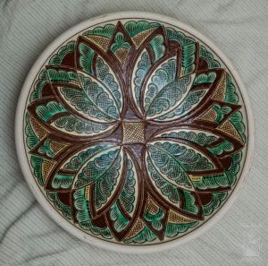Ceramic decorative plate "Wild flower"