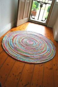 Crochet circular rug