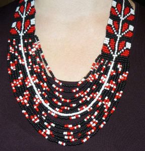 Cunky beaded necklace "Nightingale"