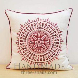 Decorative pillow case in tribal style