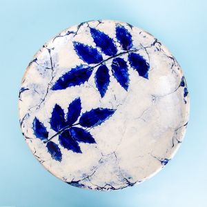 Blue leaf plate