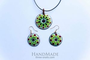Earrings and necklace set "Green grass"