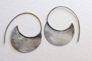 Ethnic hook silver earrings