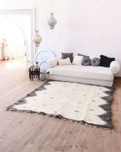 Gray and white bedroom rug "Royal"