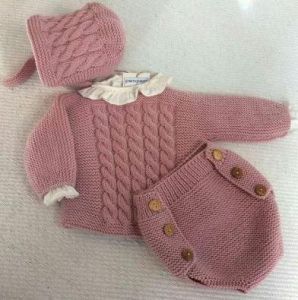 Crochet set for a baby girl