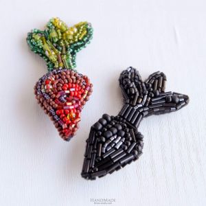 Handmade brooches - black and red beets. Set of 2 pcs