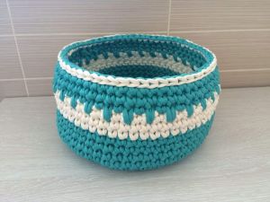 Home crochet basket "Vanilla-Turquoise"