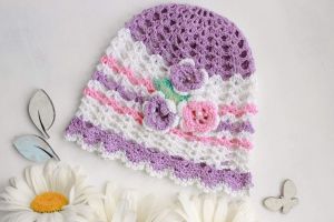 Infant crochet hat "Violet patterns"