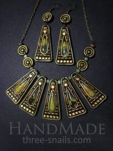 Jade stone imitation jewelry set "Triangle"