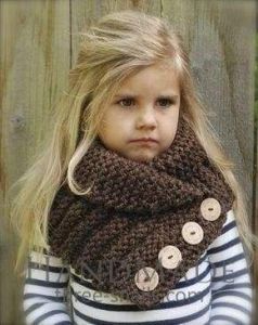 Little girl scarf knitted collar