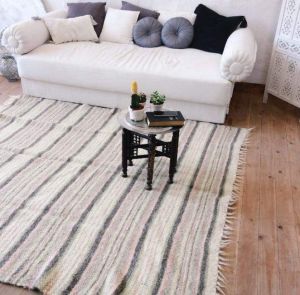 Living room rug "Pink stripes"