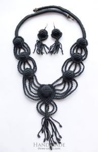 Long fashion necklaces "Lilith"