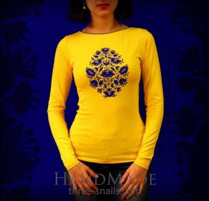 Long sleeve ladies t shirts. Yellow pullover «Baroque Tree»