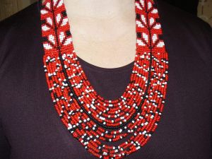 Multistranded beaded necklace "Zhuravel"