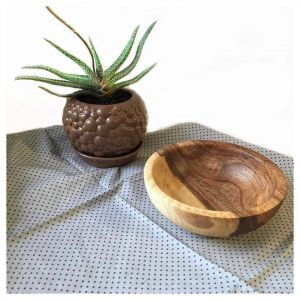 Natural wood bowl