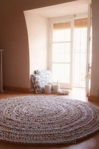 Round crochet bedroom rug