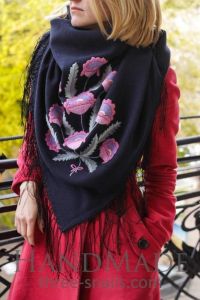 Shawl scarf "The breath of the garden"