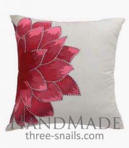 Silk pillowcase embroidered red flower