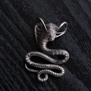 Silver pendant snake