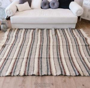 Square rug for living room "Casual"