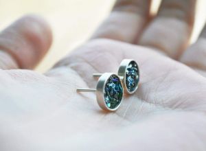 Stud earrings with volcanic glass