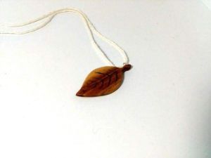 Wood pendant necklace "Brown leaf"