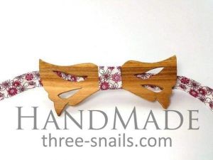 Wooden bow-tie "Flowers"