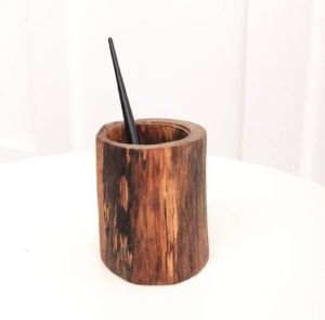 Wooden pen holder oak