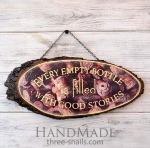 Wooden wall hanging "On the saw cut"