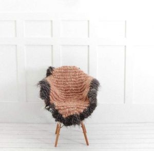 Wool chair throw “Pink warmly”