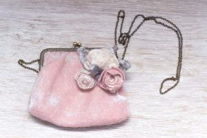 Wool handbags "Roses"
