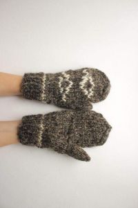 Wool mittens "Lozenge pattern"