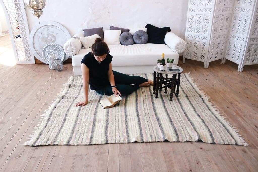 Blanket as a online rug