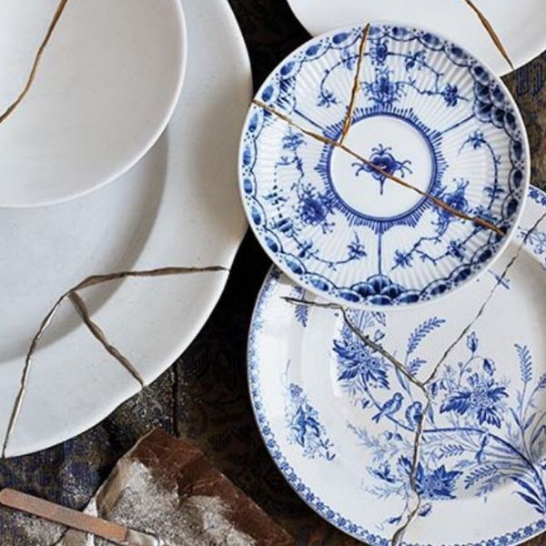 Kintsugi pottery – magic of wisdom, skills and noble metal powders