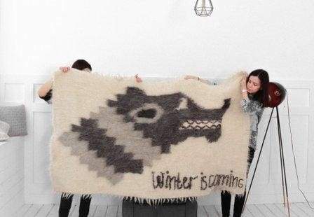 Wool blanket with Direwolf "Winter is coming"